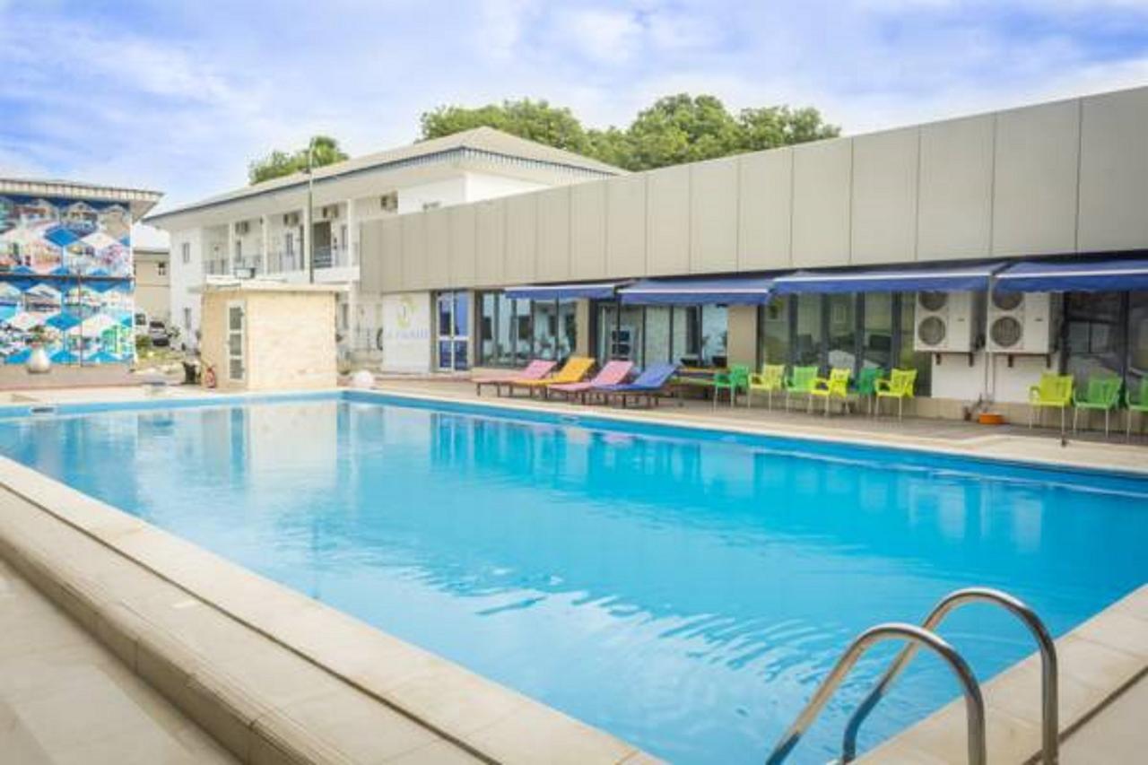 דואלה Hotel La Falaise Bonanjo מראה חיצוני תמונה