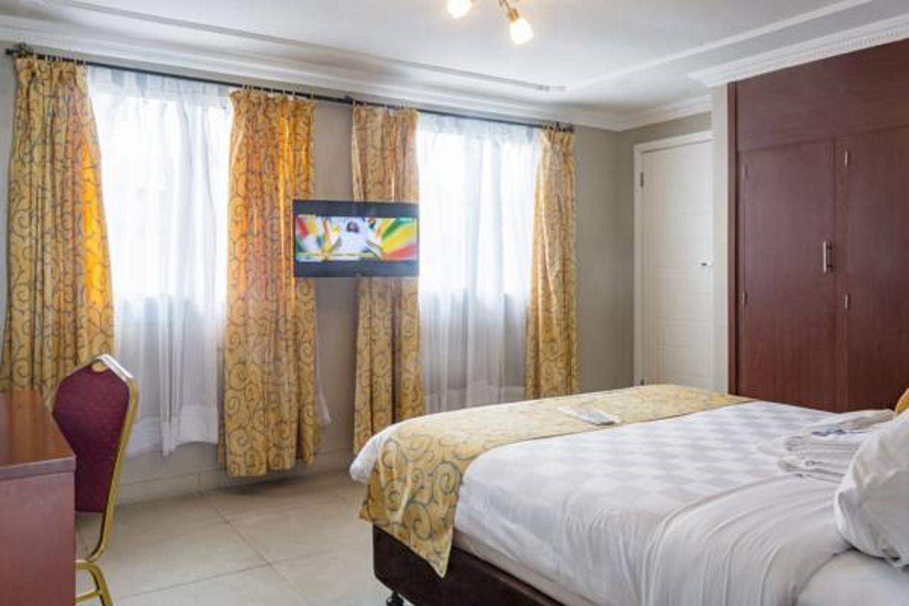 דואלה Hotel La Falaise Bonanjo מראה חיצוני תמונה