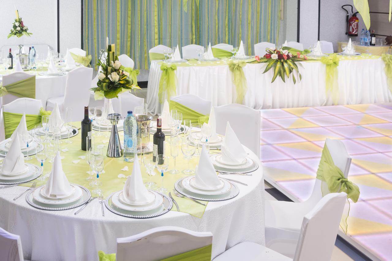 דואלה Hotel La Falaise Bonanjo מראה חיצוני תמונה