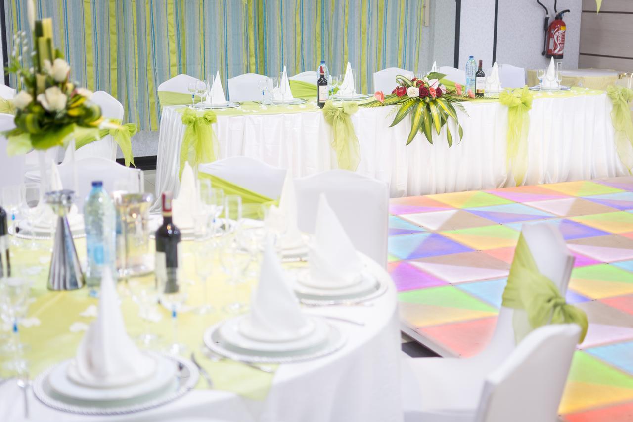 דואלה Hotel La Falaise Bonanjo מראה חיצוני תמונה