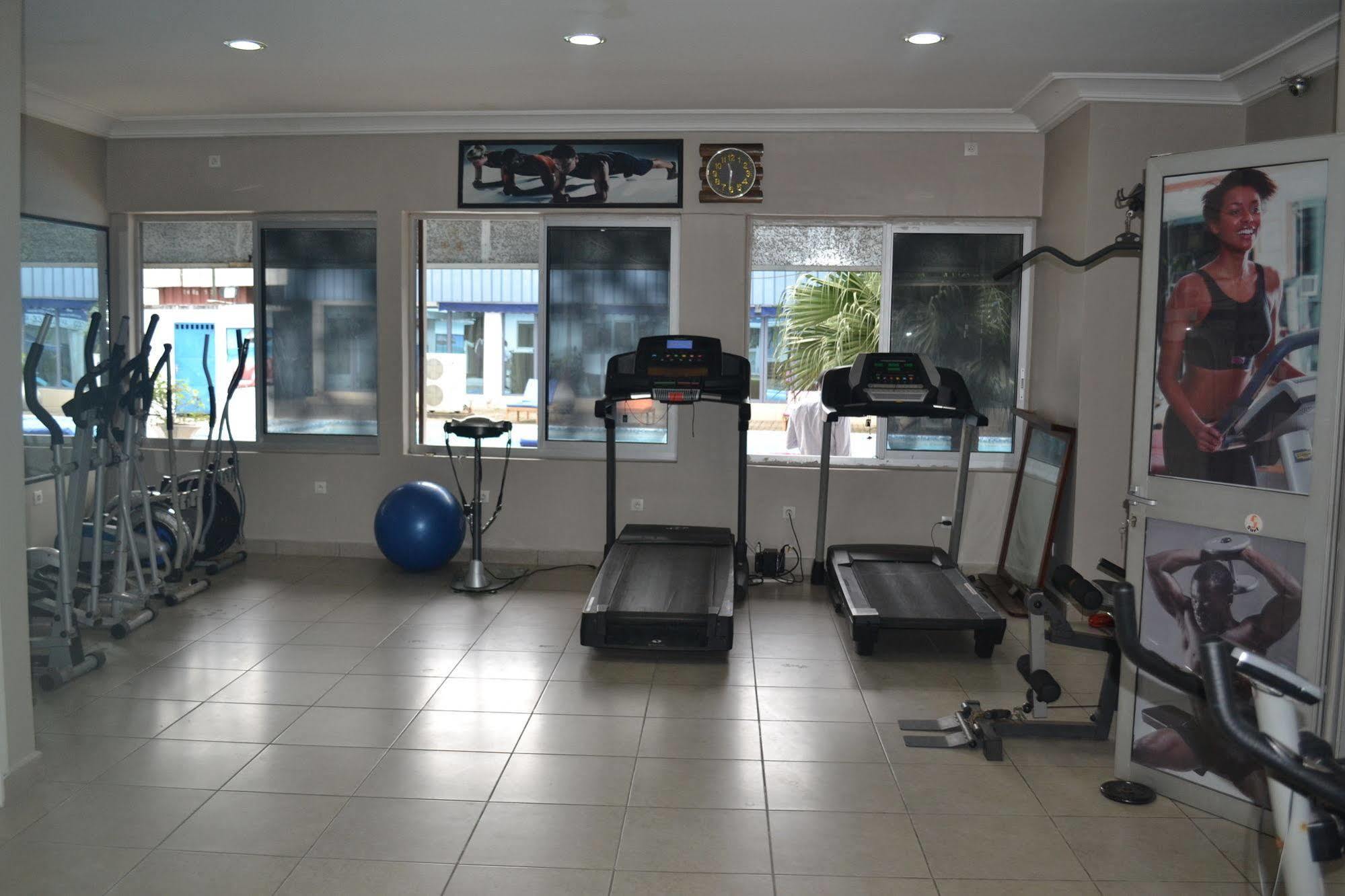 דואלה Hotel La Falaise Bonanjo מראה חיצוני תמונה